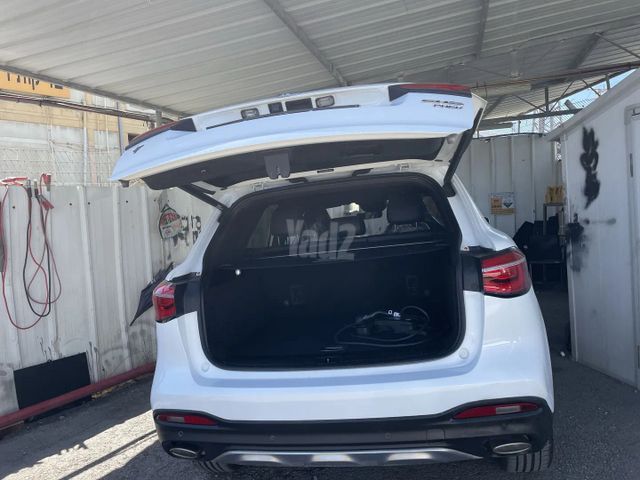 אם ג'י EHS PHEV