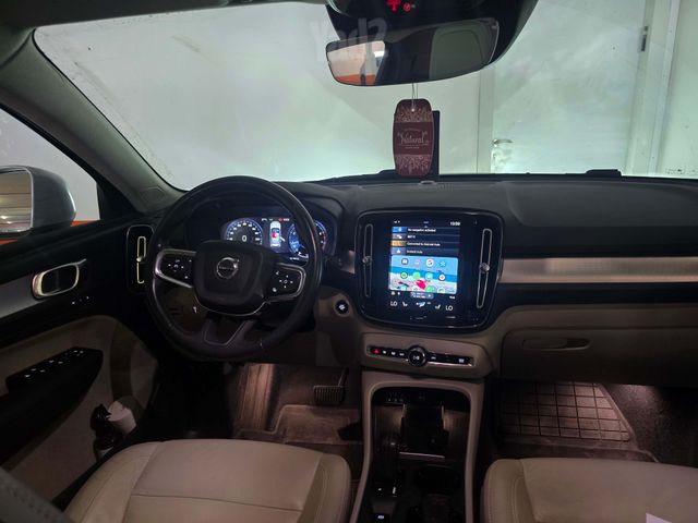 וולוו XC40