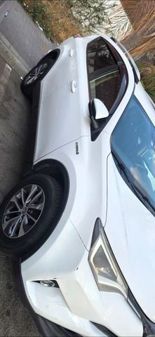 טויוטה RAV4