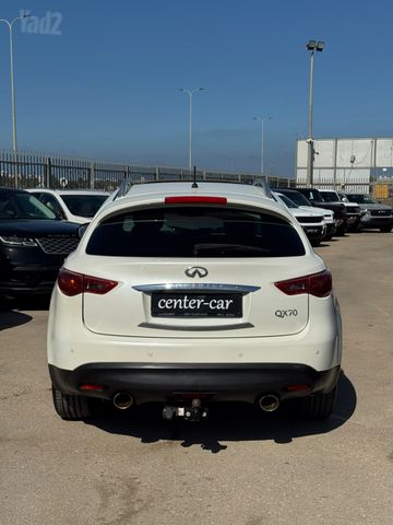 אינפיניטי QX70