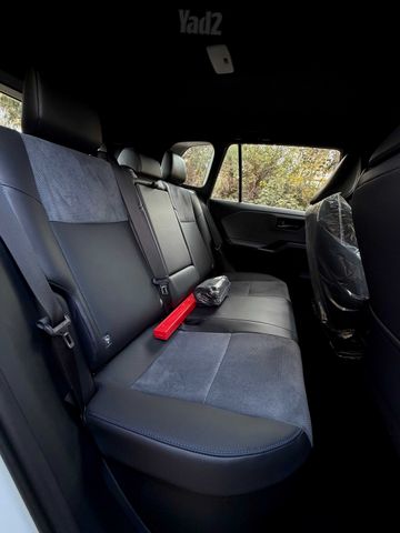 טויוטה RAV4