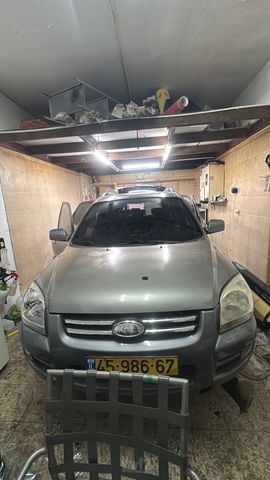 ספורטז' LX אוט׳ 2.7 (175 כ״ס)