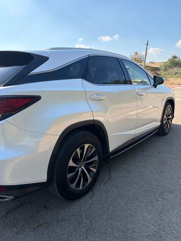 לקסוס RX