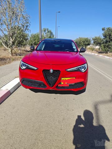 אלפא רומיאו סטלביו