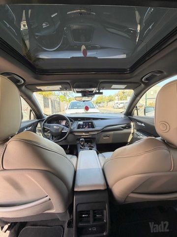 קאדילק XT4