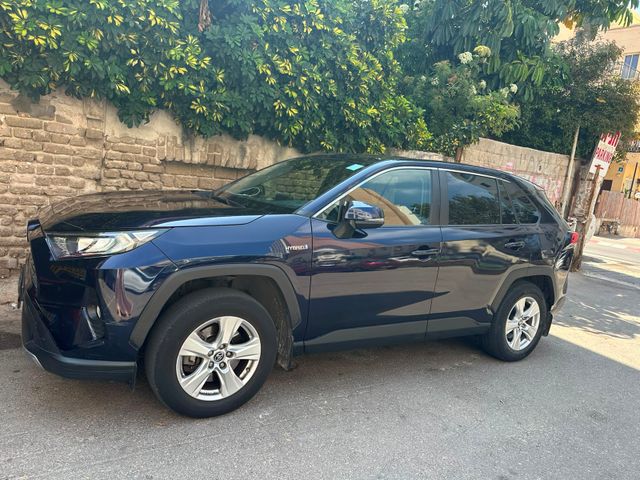 מודעת רכב טויוטה RAV4