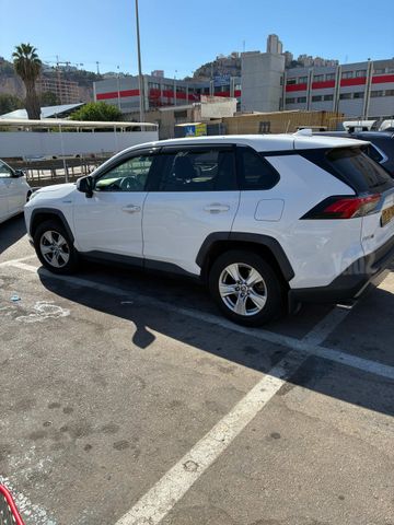 מודעת רכב טויוטה RAV4