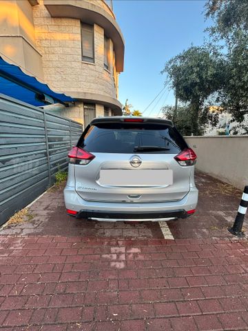 ניסאן אקס טרייל