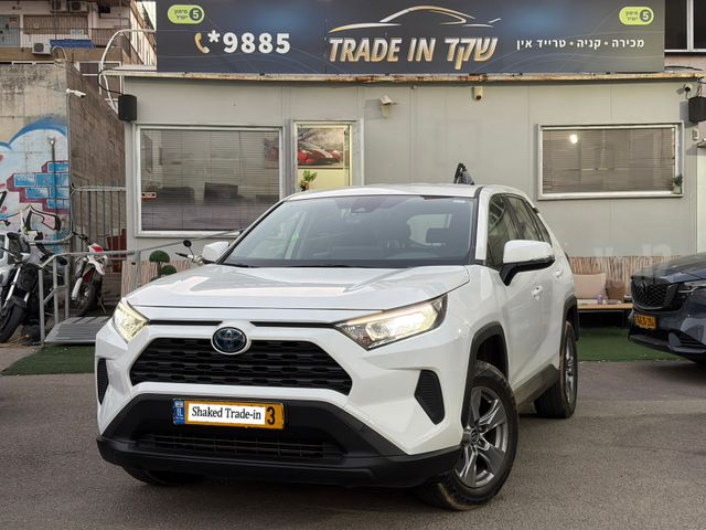 טויוטה RAV4