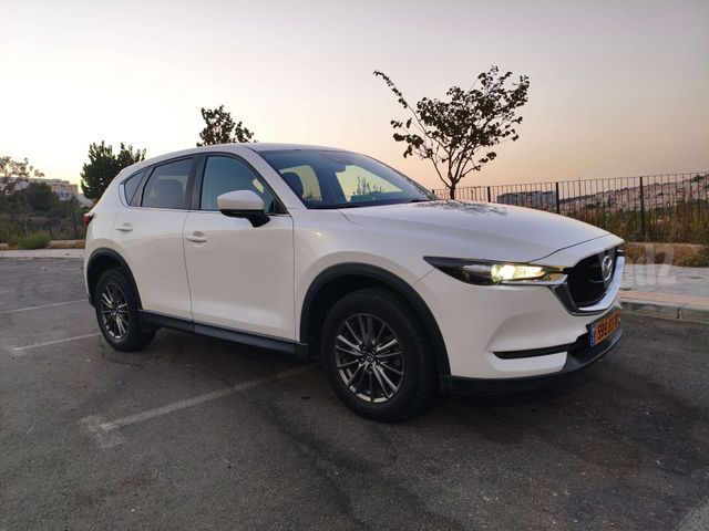 מודעת רכב מאזדה CX-5