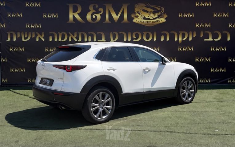 מאזדה CX-30