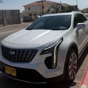 מודעת רכב קאדילק XT4