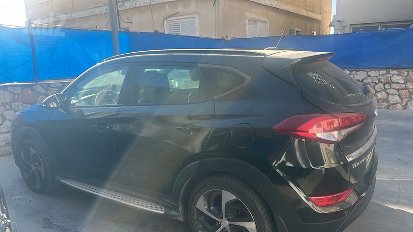 טוסון 4X2 Open Sky אוט׳ בנזין 2.0 (155 כ״ס)