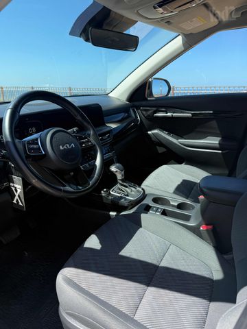 קיה סלטוס