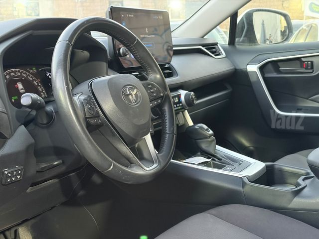 טויוטה RAV4