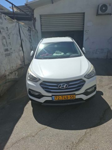 יונדאי סנטה פה
