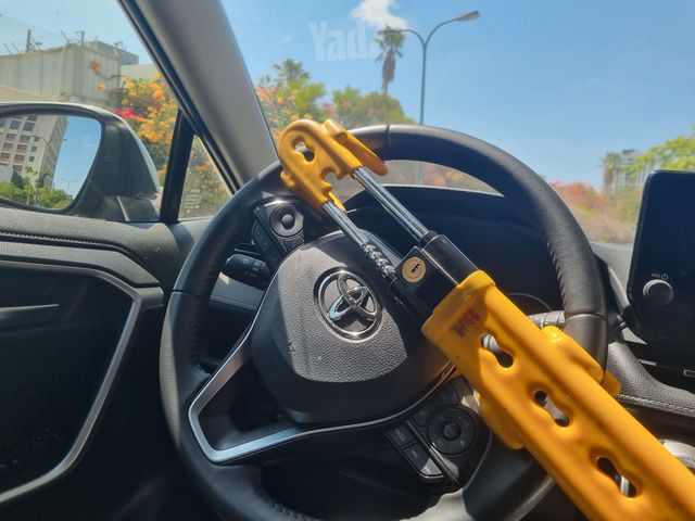 מודעת רכב טויוטה RAV4
