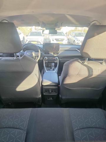 טויוטה RAV4