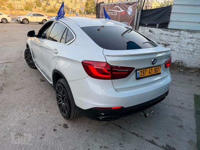 ב מ וו X6