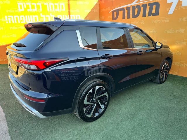 מיצובישי אאוטלנדר