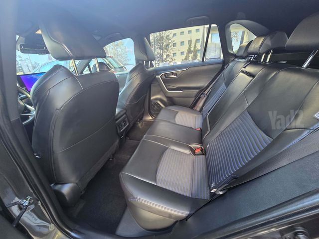 טויוטה RAV4
