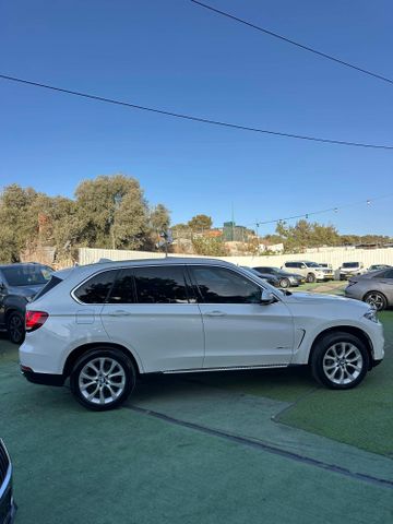 ב מ וו X5