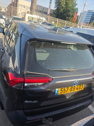 טויוטה RAV4