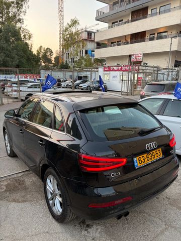 אאודי Q3