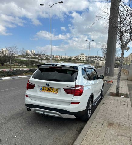 ב מ וו X3