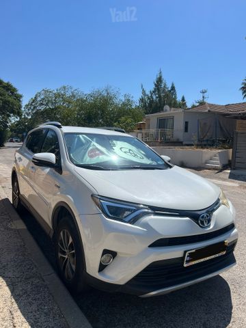 מודעת רכב טויוטה RAV4