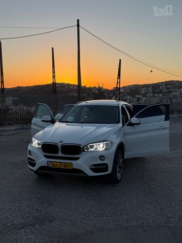 ב מ וו X6