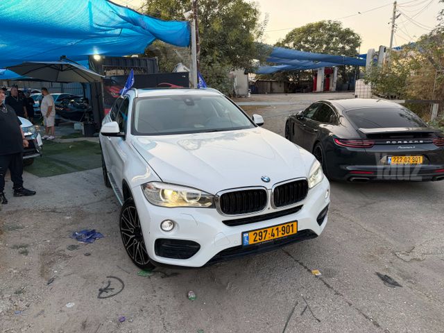 ב מ וו X6