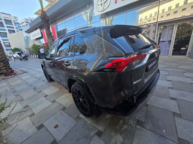 מודעת רכב טויוטה RAV4 2