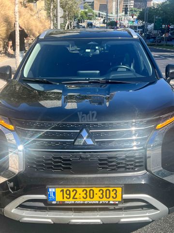 מיצובישי אאוטלנדר