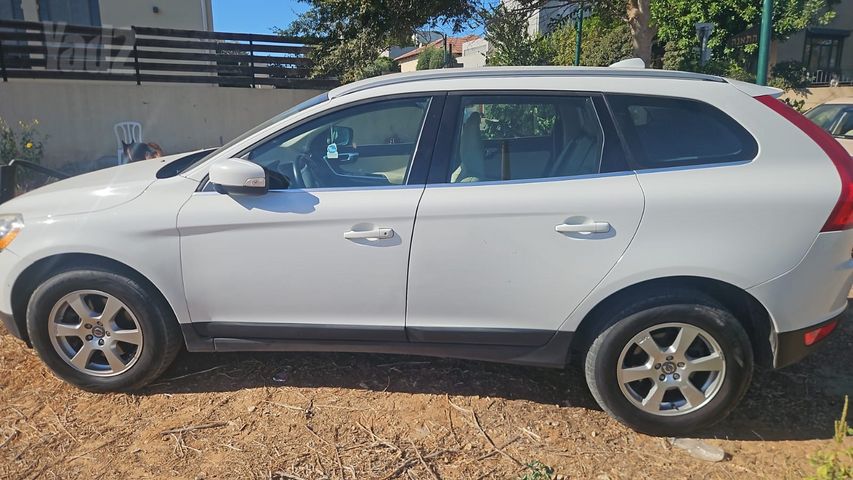 וולוו XC60
