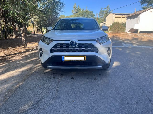מודעת רכב טויוטה RAV4