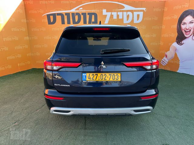 מיצובישי אאוטלנדר