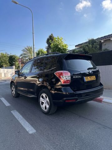 סובארו פורסטר