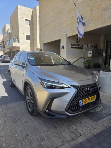 לקסוס NX