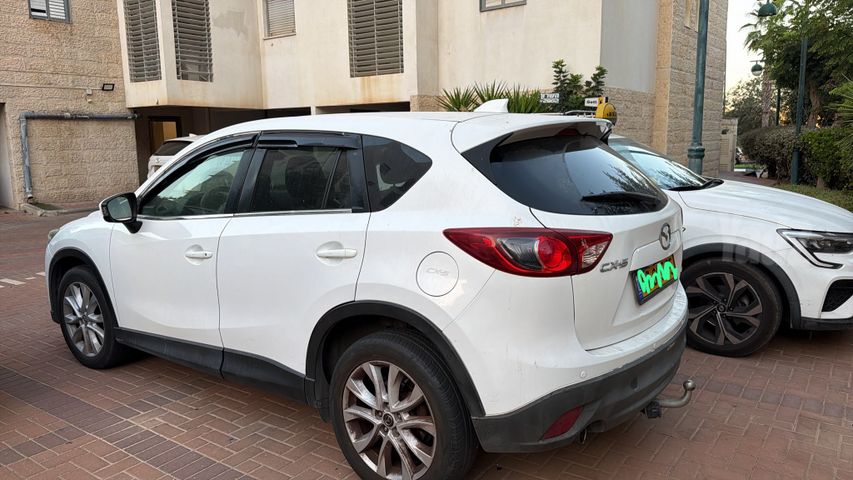 מודעת רכב מאזדה CX-5