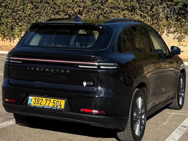 ליפמוטור C10