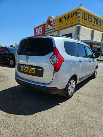דאצ'יה לודג'י
