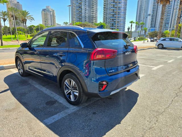 קיה נירו