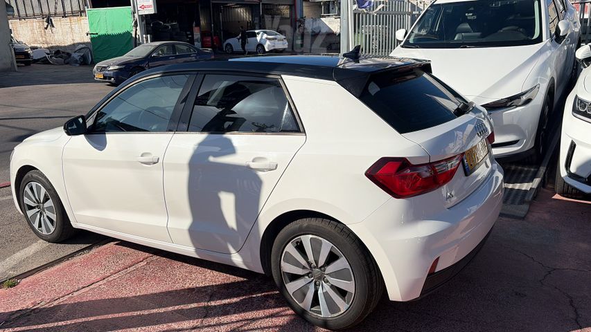אאודי A1