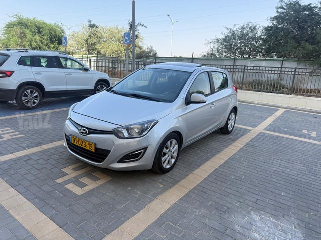 יונדאי i20
