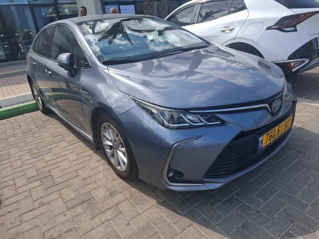 מודעת רכב טויוטה קורולה