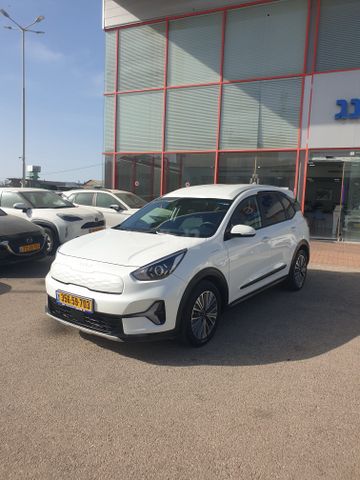 קיה נירו פלוס