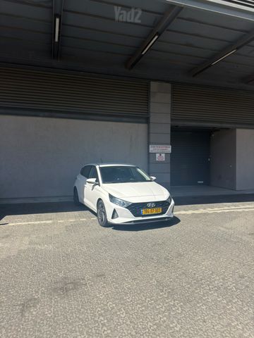יונדאי i20