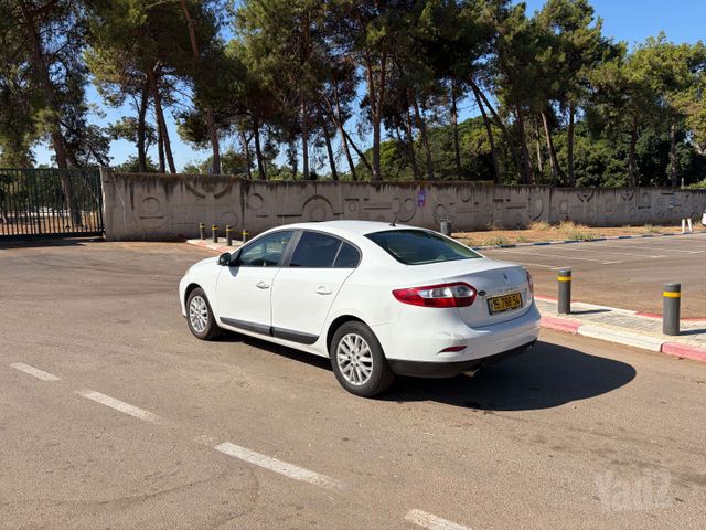 רנו פלואנס