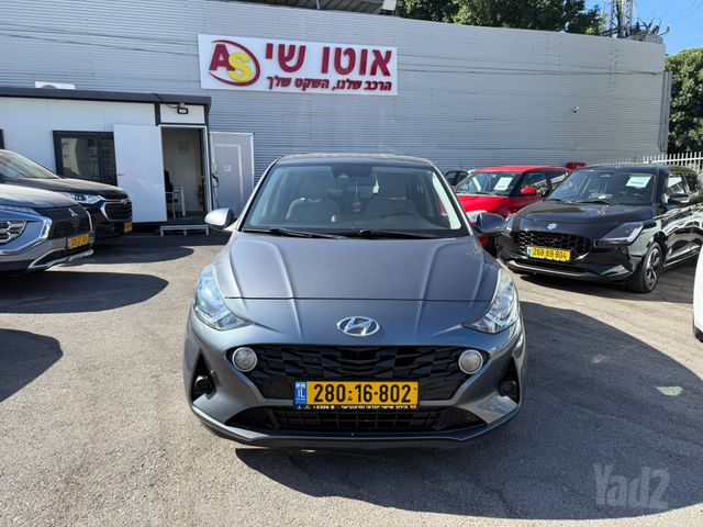 יונדאי i10